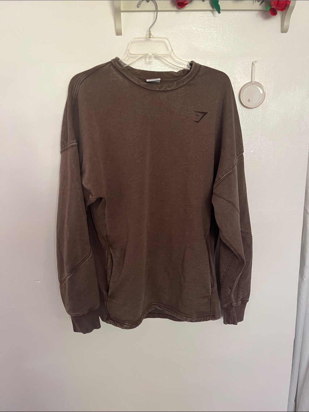 Gymshark Brown Crewneck Sweatshirt - Men's Casual Pullover